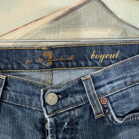 7 FOR ALL MANKIND Boycut Medium Wash Size 28 - Picture 3 of 8